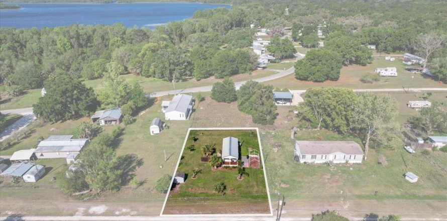 House in Inglis, Florida 1 bedroom, 47.38 sq.m. № 1631859