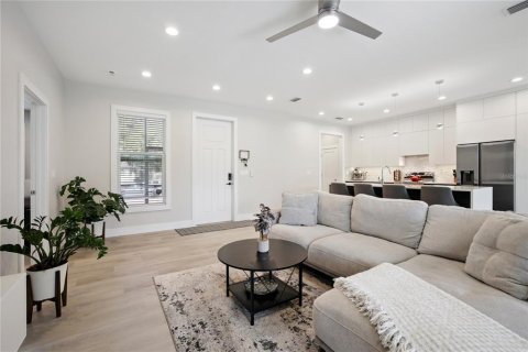 House in North Port, Florida 3 bedrooms, 158.31 sq.m. № 2225480 - photo 4