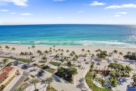 Condominio en venta en Fort Lauderdale, Florida, 3 dormitorios, 290.04 m2 № 2241934 - foto 5