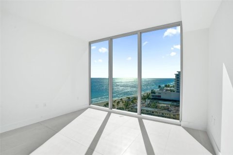 Condominio en venta en Fort Lauderdale, Florida, 3 dormitorios, 290.04 m2 № 2241934 - foto 24