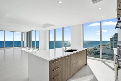 Condominio en venta en Fort Lauderdale, Florida, 3 dormitorios, 290.04 m2 № 2241934 - foto 13