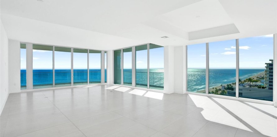 Condominio en Fort Lauderdale, Florida, 3 dormitorios  № 2241934