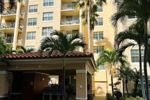 Condo in West Palm Beach, Florida, 2 bedrooms  № 2083480 - photo 19