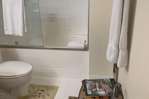 Condo in West Palm Beach, Florida, 2 bedrooms  № 2083480 - photo 10