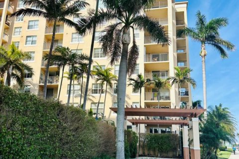 Condo in West Palm Beach, Florida, 2 bedrooms  № 2083480 - photo 24
