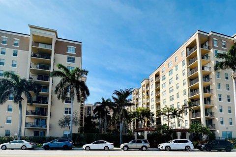 Condo in West Palm Beach, Florida, 2 bedrooms  № 2083480 - photo 25