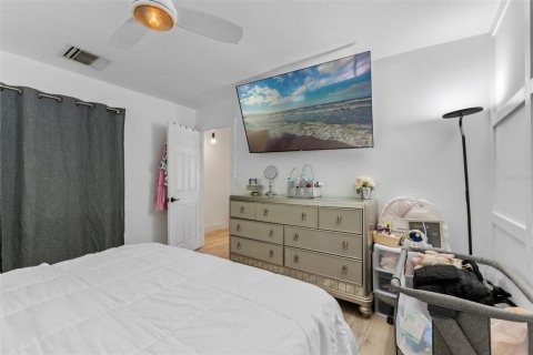 Condo in Orlando, Florida, 2 bedrooms  № 1767021 - photo 13