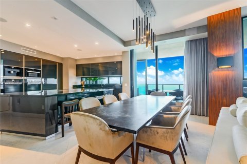 Copropriété à louer à Sunny Isles Beach, Floride: 4 chambres, 330.27 m2 № 2010909 - photo 7