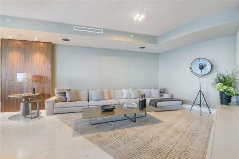 Copropriété à louer à Sunny Isles Beach, Floride: 4 chambres, 330.27 m2 № 2010909 - photo 3