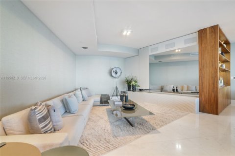 Copropriété à louer à Sunny Isles Beach, Floride: 4 chambres, 330.27 m2 № 2010909 - photo 4