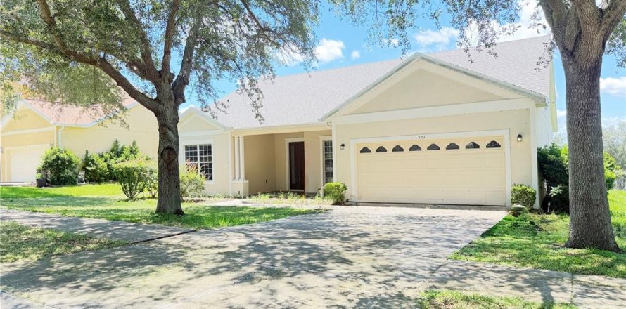 Casa en Minneola, Florida 4 dormitorios, 207.36 m2 № 2224455
