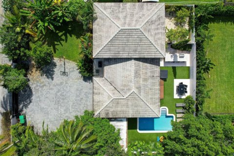 Villa ou maison à vendre à Miami, Floride: 5 chambres, 219.99 m2 № 2088295 - photo 29