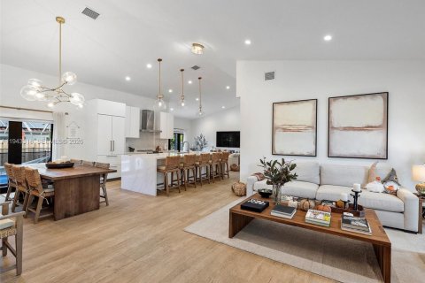 Villa ou maison à louer à Miami, Floride: 3 chambres, 179.39 m2 № 1999562 - photo 4