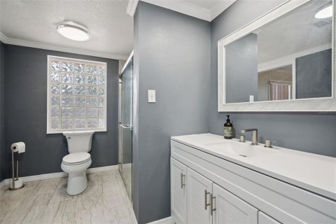 Casa en venta en Fruitland Park, Florida, 3 dormitorios, 295.99 m2 № 2200699 - foto 22