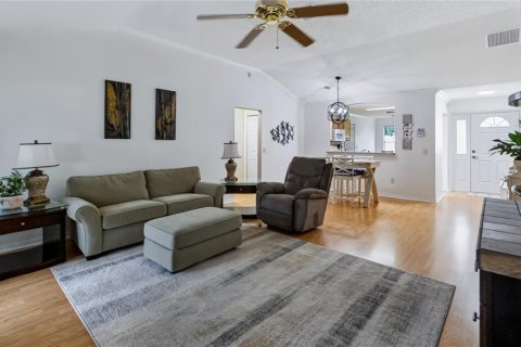 Casa en venta en The Villages, Florida, 3 dormitorios, 136.85 m2 № 2387703 - foto 13