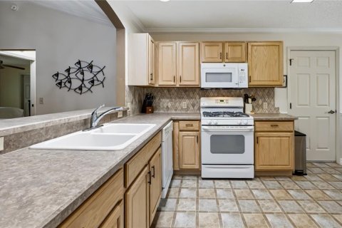 Casa en venta en The Villages, Florida, 3 dormitorios, 136.85 m2 № 2387703 - foto 4