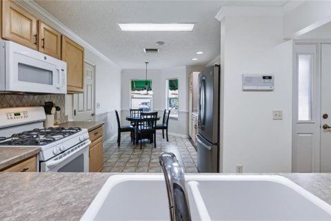 Casa en venta en The Villages, Florida, 3 dormitorios, 136.85 m2 № 2387703 - foto 7
