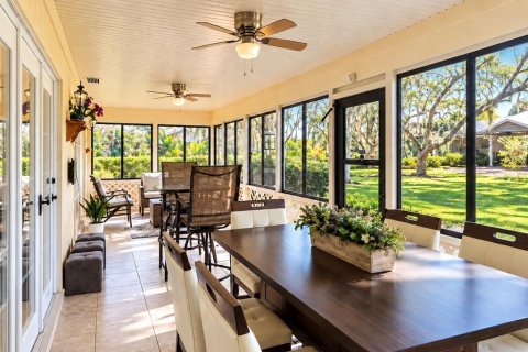 Villa ou maison à vendre à Wesley Chapel, Floride: 4 chambres, 193.05 m2 № 2355788 - photo 9