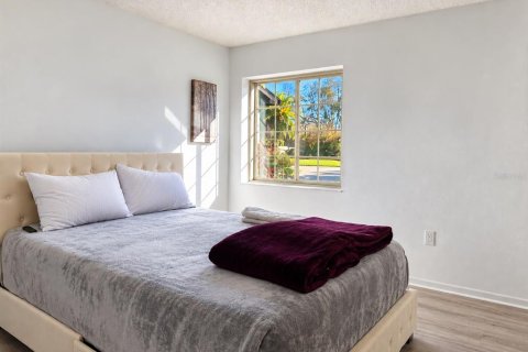 Villa ou maison à vendre à Wesley Chapel, Floride: 4 chambres, 193.05 m2 № 2355788 - photo 6