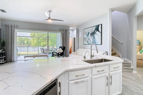 House in Lutz, Florida 4 bedrooms, 316.52 sq.m. № 1597267 - photo 24