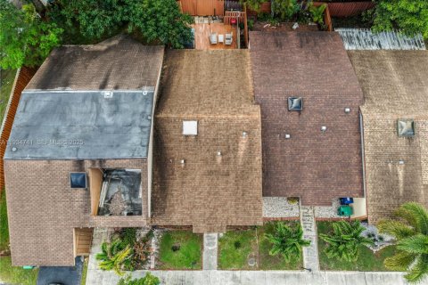 Touwnhouse à vendre à Lauderhill, Floride: 2 chambres, 99.96 m2 № 1993217 - photo 29