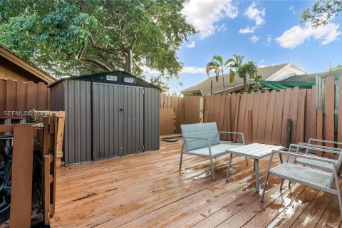 Touwnhouse à vendre à Lauderhill, Floride: 2 chambres, 99.96 m2 № 1993217 - photo 27