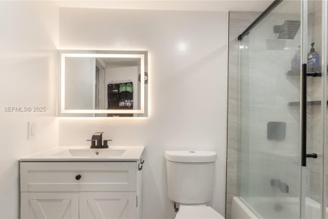 Touwnhouse à vendre à Lauderhill, Floride: 2 chambres, 99.96 m2 № 1993217 - photo 19