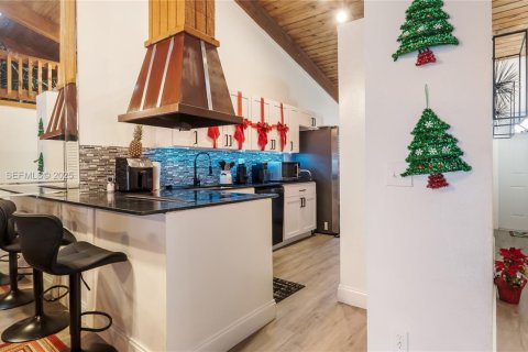 Touwnhouse à vendre à Lauderhill, Floride: 2 chambres, 99.96 m2 № 1993217 - photo 11