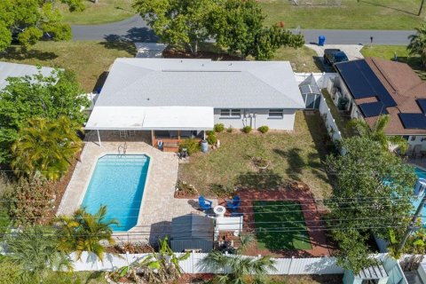 Villa ou maison à louer à Largo, Floride: 3 chambres, 118.73 m2 № 2166327 - photo 22
