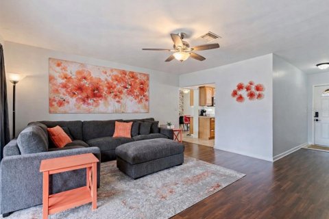 Villa ou maison à louer à Largo, Floride: 3 chambres, 118.73 m2 № 2166327 - photo 24