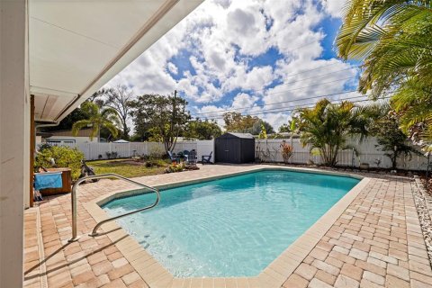Villa ou maison à louer à Largo, Floride: 3 chambres, 118.73 m2 № 2166327 - photo 14