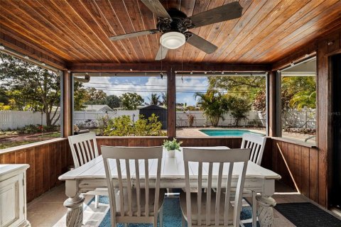 Villa ou maison à louer à Largo, Floride: 3 chambres, 118.73 m2 № 2166327 - photo 12