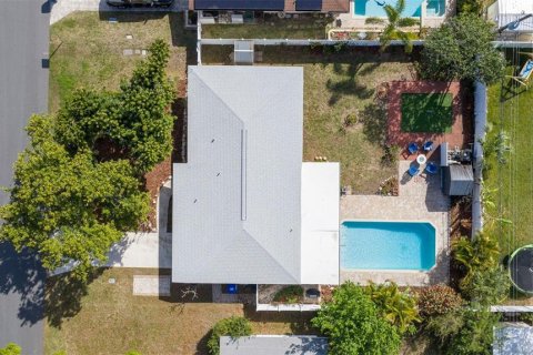 Villa ou maison à Largo, Floride 3 chambres, 118.73 m2 № 2166327