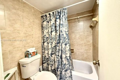 Condominio en venta en Sunny Isles Beach, Florida, 1 dormitorio, 96.62 m2 № 1940397 - foto 22