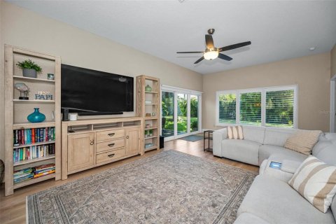 House in Belleair, Florida 3 bedrooms, 199 sq.m. № 2151931 - photo 12