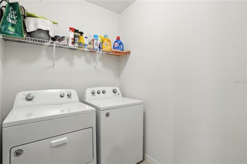House in Punta Gorda, Florida 2 bedrooms, 140.84 sq.m. № 1846557 - photo 25