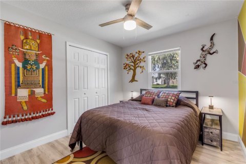 House in Edgewater, Florida 3 bedrooms, 112.23 sq.m. № 2202509 - photo 21