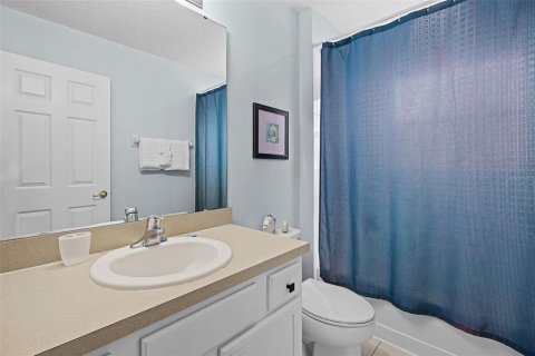 Casa en venta en Davenport, Florida, 7 dormitorios, 257.43 m2 № 1740919 - foto 21