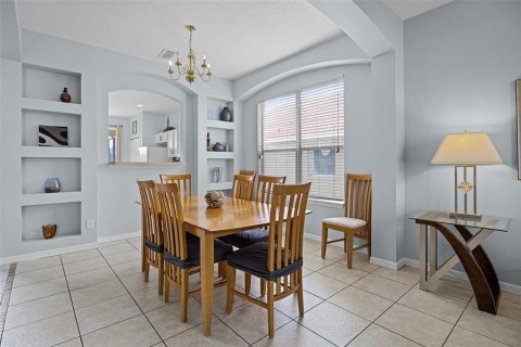 Casa en venta en Davenport, Florida, 7 dormitorios, 257.43 m2 № 1740919 - foto 8