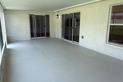 House in Tampa, Florida 4 bedrooms, 193.05 sq.m. № 2258485 - photo 20