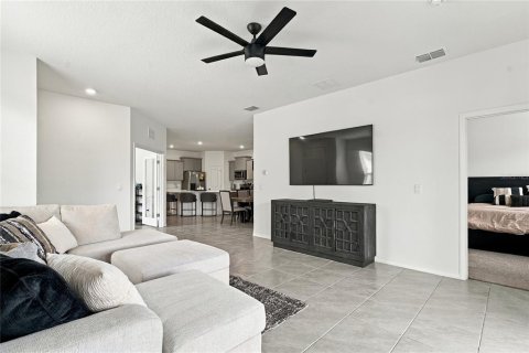 Villa ou maison à vendre à Wesley Chapel, Floride: 3 chambres, 147.44 m2 № 2408458 - photo 4