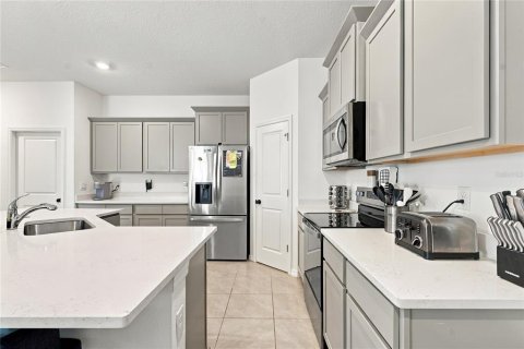 Villa ou maison à vendre à Wesley Chapel, Floride: 3 chambres, 147.44 m2 № 2408458 - photo 12
