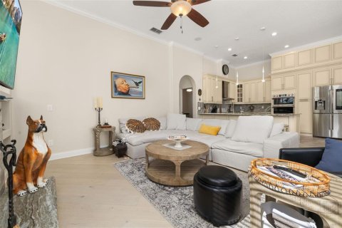 House in Orlando, Florida 4 bedrooms, 227.89 sq.m. № 1719533 - photo 26
