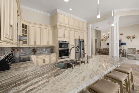 House in Orlando, Florida 4 bedrooms, 227.89 sq.m. № 1719533 - photo 22