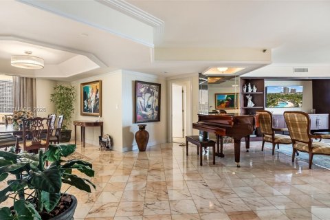 Condo in Aventura, Florida, 3 bedrooms  № 2089064 - photo 14