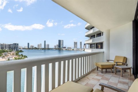 Condo in Aventura, Florida, 3 bedrooms  № 2089064 - photo 28