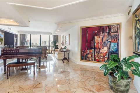 Condo in Aventura, Florida, 3 bedrooms  № 2089064 - photo 17