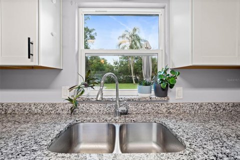 Casa en venta en Rockledge, Florida, 3 dormitorios, 115.38 m2 № 2386754 - foto 8