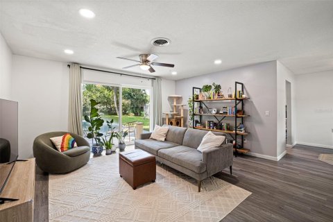 Casa en venta en Rockledge, Florida, 3 dormitorios, 115.38 m2 № 2386754 - foto 3