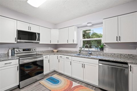 Casa en venta en Rockledge, Florida, 3 dormitorios, 115.38 m2 № 2386754 - foto 6